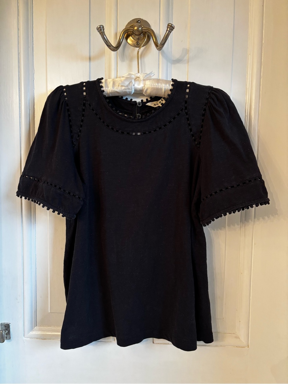 Boden Mila trim detail top Black size 4 US